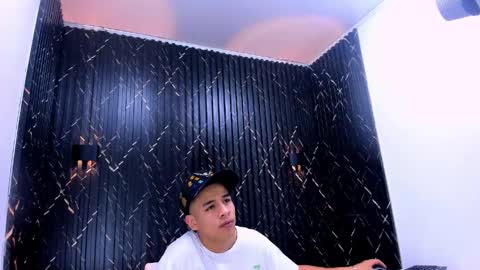 Snapshot of lian_jacob chatting on May 26, 6:26 pm Lian Jacob online show from May 26, 6:26 pm