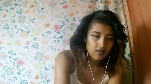 Liana9794 online show from June 6, 11:37 am
