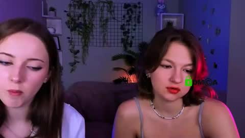 Snapshot of liana_best chatting on June 15, 7:05 pm Li online show from June 15, 7:05 pm