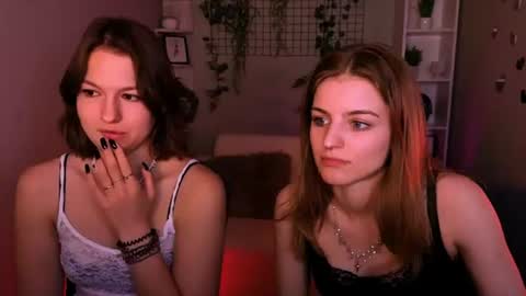 Snapshot of liana_best chatting on June 24, 9:19 am Li online show from June 24, 9:19 am