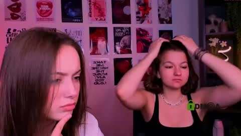 Snapshot of liana_best chatting on July 7, 8:51 am Li online show from July 7, 8:51 am
