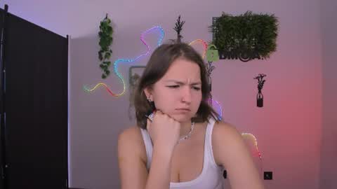 Snapshot of liana_best chatting on July 23, 7:12 pm Li online show from July 23, 7:12 pm