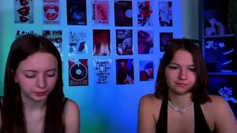 Snapshot of liana_best chatting on July 27, 9:05 am Li online show from July 27, 9:05 am