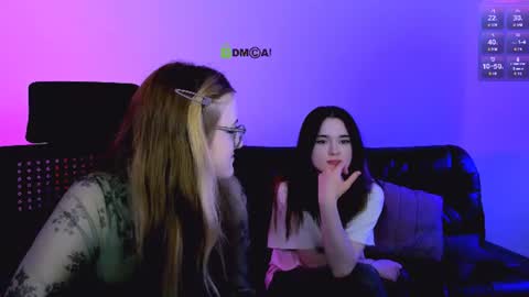 Snapshot of liana_kisses chatting on June 11, 2:53 am Little Liana online show from June 11, 2:53 am