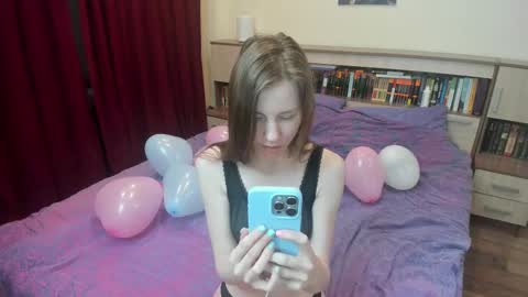 Snapshot of lianamiller88 chatting on February 14, 7:33 pm lianamiller88 online show from February 14, 7:33 pm