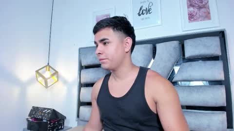 lianfox_ online show from March 26, 12:11 pm