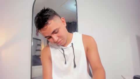 Snapshot of lianfox_ chatting on May 23, 12:31 pm lianfox_ online show from May 23, 12:31 pm