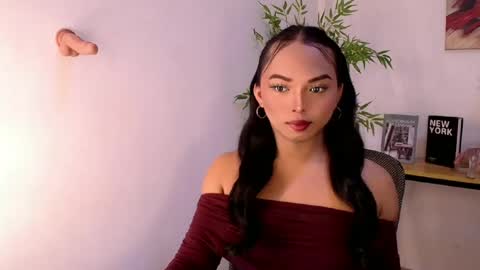 CALL ME LIANNA online show from June 29, 7:25 pm