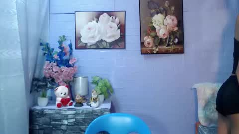 Snapshot of lianne_cum chatting on May 5, 6:38 pm Ms LIANNE online show from May 5, 6:38 pm