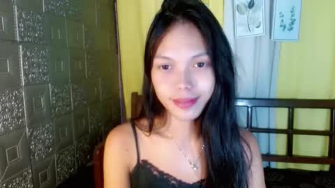 Snapshot of lianne_cum chatting on May 27, 11:24 pm Ms LIANNE online show from May 27, 11:24 pm