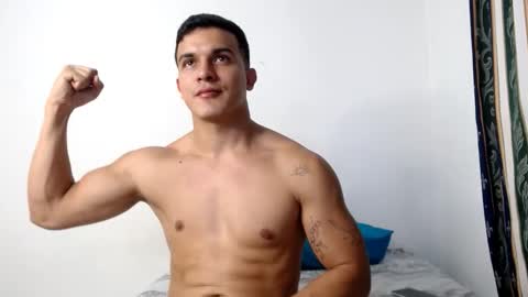 Liamstonne online show from February 11, 10:48 pm