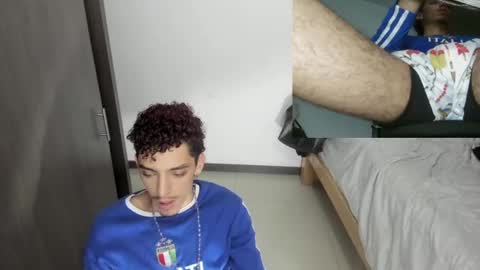 Snapshot of liardemons chatting on November 20, 3:39 am pipe independed model online show from November 20, 3:39 am