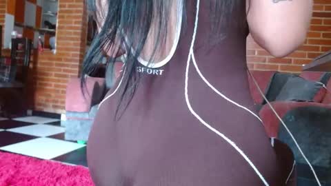 Snapshot of liarouse04 chatting on May 8, 1:16 pm Liarouse04 online show from May 8, 1:16 pm