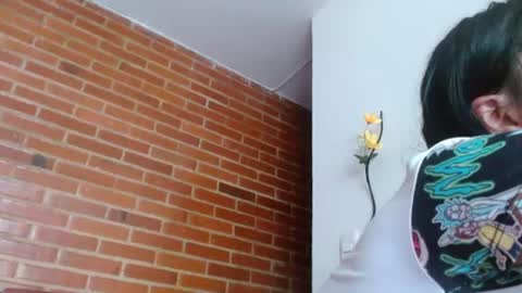 Snapshot of liarouse04 chatting on June 9, 1:23 pm Liarouse04 online show from June 9, 1:23 pm