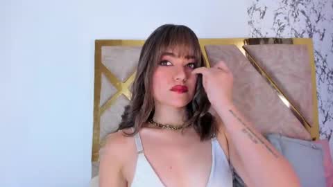 liaross online show from July 13, 8:44 pm