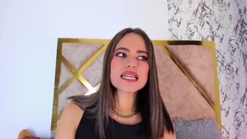 liaross online show from July 31, 1:49 am