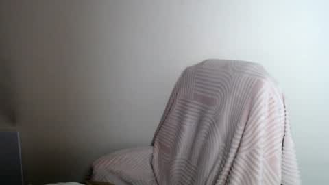 Snapshot of liasais_ chatting on June 17, 11:56 am Lia online show from June 17, 11:56 am