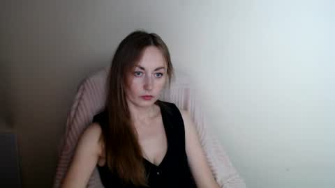 Snapshot of liasais_ chatting on June 19, 11:14 am Lia online show from June 19, 11:14 am