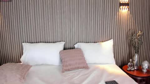  LIA TINK  online show from March 12, 5:17 pm