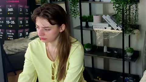 Snapshot of libbienoffsinger chatting on June 27, 1:10 am Ada online show from June 27, 1:10 am