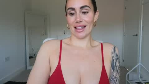 Snapshot of libbyloveheartx chatting on August 2, 8:13 am Libby online show from August 2, 8:13 am