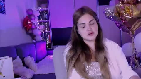 libra_mia online show from November 4, 2:54 am