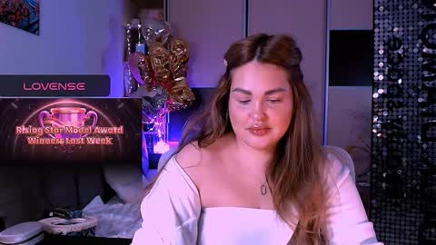 libra_mia online show from November 23, 2:50 pm