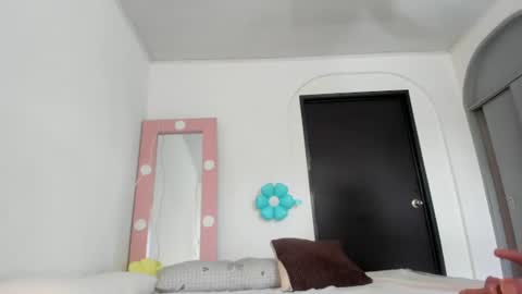Snapshot of liceth_hottt chatting on July 3, 3:29 pm liceth_hottt online show from July 3, 3:29 pm