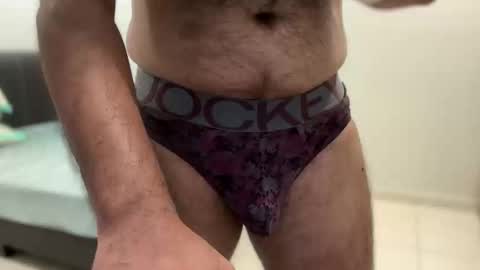 Snapshot of lickac5 chatting on March 1, 10:06 am lickac5 online show from March 1, 10:06 am