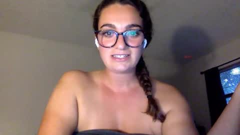 Snapshot of lickit19375 chatting on November 5, 10:32 pm lickit19375 online show from November 5, 10:32 pm