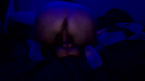 lickmeplz777 online show from April 14, 7:58 am