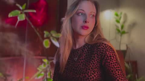 Snapshot of lierie chatting on March 21, 7:06 pm its my birthday today so im offline but id be so happy if you felt like sending me a birthday love while im away online show from March 21, 7:06 pm