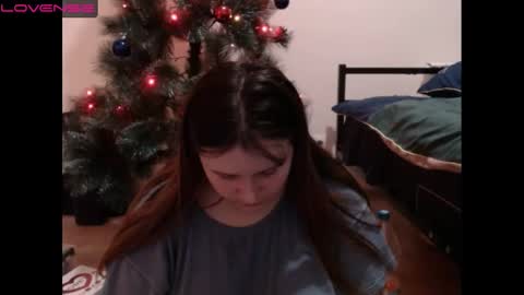 light_lunaa online show from January 5, 1:15 pm