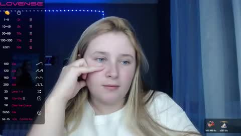 light_lunaa online show from November 4, 12:04 pm