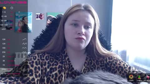 light_lunaa online show from March 9, 6:50 am