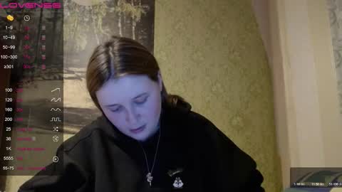 light_lunaa online show from March 10, 3:50 pm