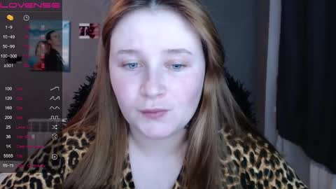 light_lunaa online show from March 15, 3:07 pm