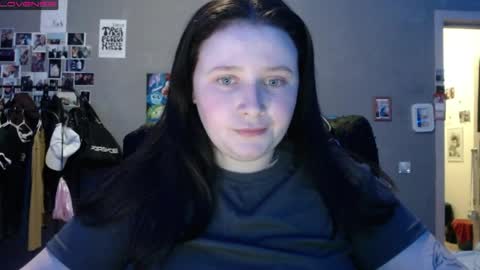 light_lunaa online show from April 11, 3:27 pm