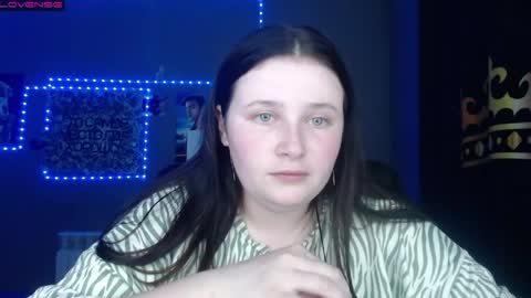light_lunaa online show from May 7, 3:06 pm
