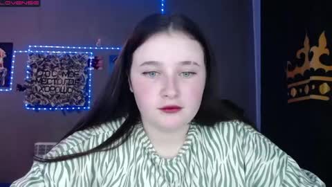 light_lunaa online show from May 23, 3:27 pm