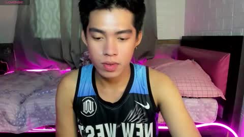 Snapshot of lightjt4 chatting on September 9, 3:50 am Jt online show from September 9, 3:50 am