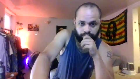 Snapshot of lightskinned666 chatting on June 15, 5:04 pm lightskinned666 online show from June 15, 5:04 pm