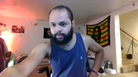 Snapshot of lightskinned666 chatting on June 28, 5:08 pm lightskinned666 online show from June 28, 5:08 pm