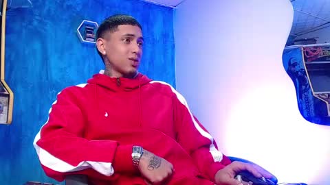 Daniel online show from December 14, 1:27 pm