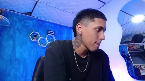 Daniel online show from December 23, 3:33 pm