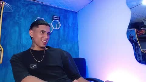 Daniel online show from January 17, 4:04 pm