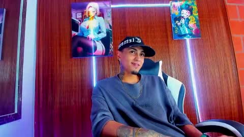 Daniel online show from February 11, 9:20 pm