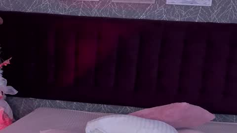 Lia  online show from December 14, 8:24 pm