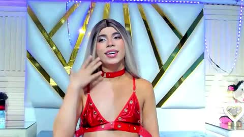 liiacollins online show from October 30, 8:09 pm