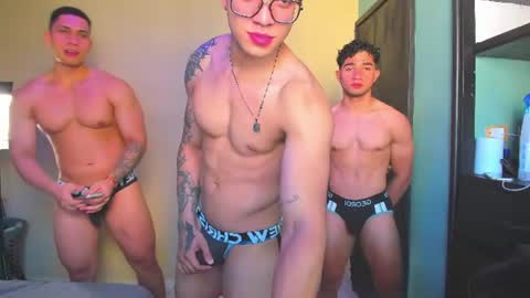 Snapshot of liiam_jesus chatting on July 2, 12:44 pm liiam_jesus online show from July 2, 12:44 pm